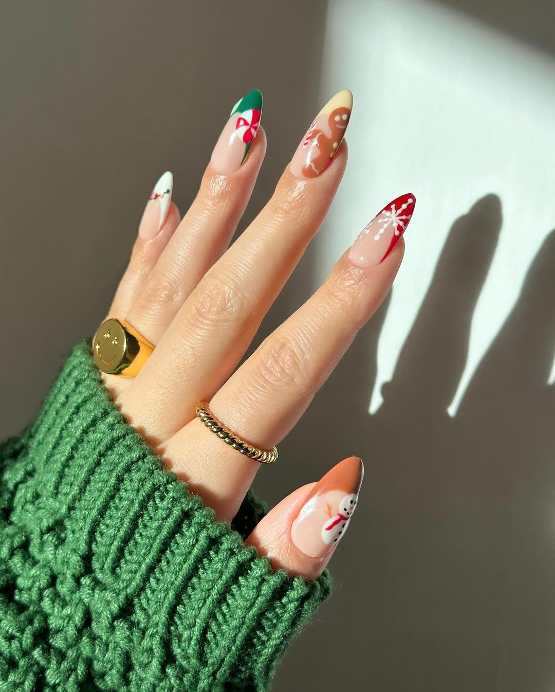 31+ Gorgeous December Nails to Try This Winter – Save for Your Next Mani!