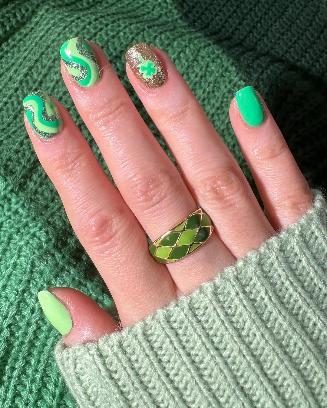 st. patrick's day nails 2025