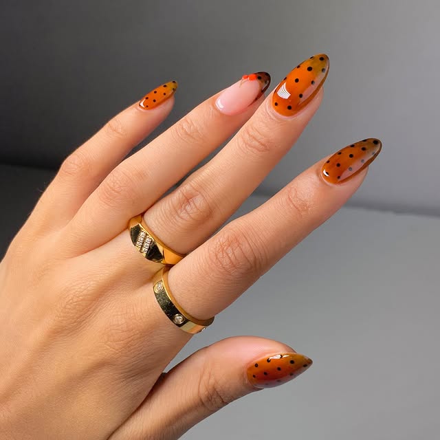 glossytipped-september-nails-fall-nails-2025 glossytipped-september-nails-fall-nails-2025