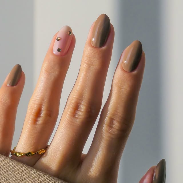 basecoatstories -short fall nail ideas-short fall nails