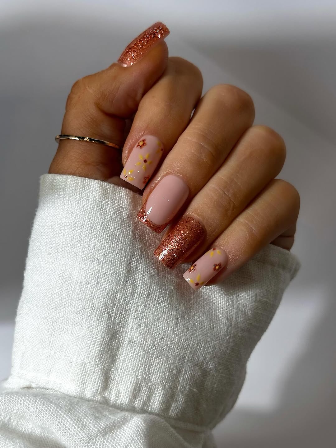 gemmapope_nailartist - october nails - fall nails 2025