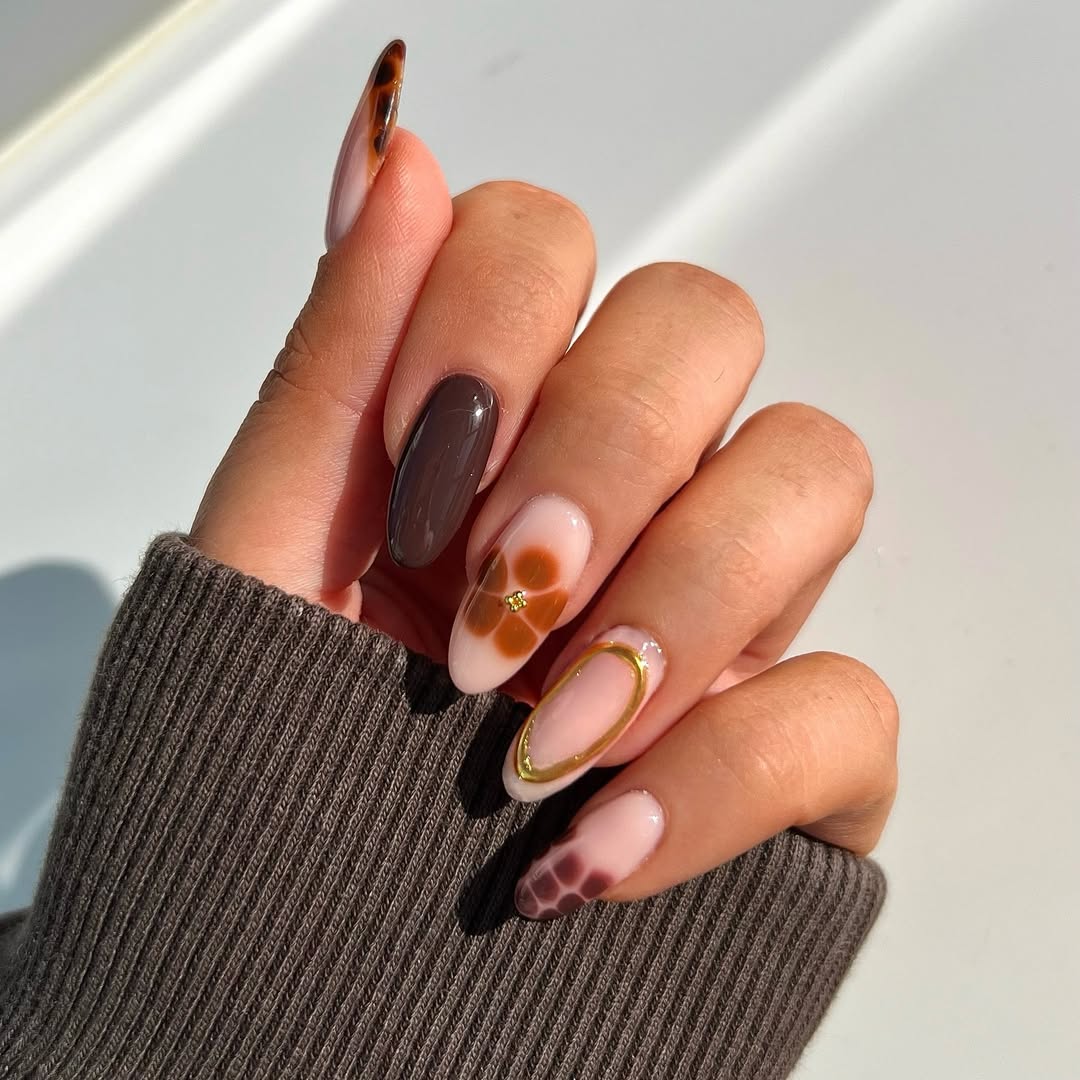 iolapallade_beauty -brown nails-brown nail ideas iolapallade_beauty -brown nails-brown nail ideas