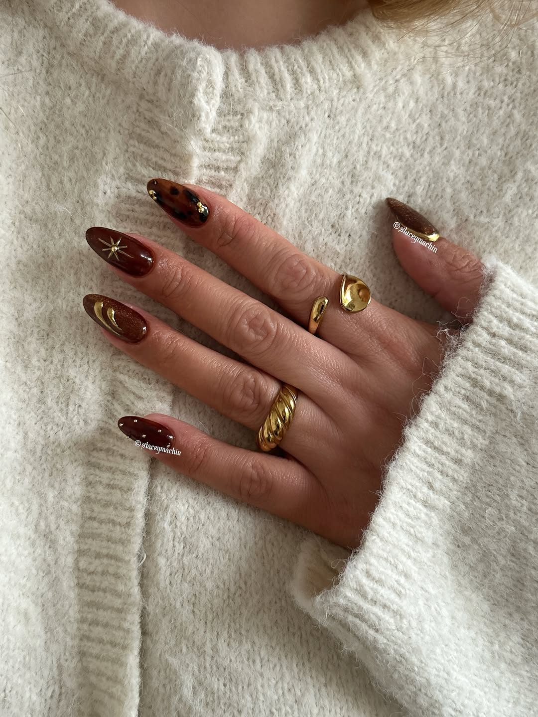 staceymachin - october nails - fall nails 2025