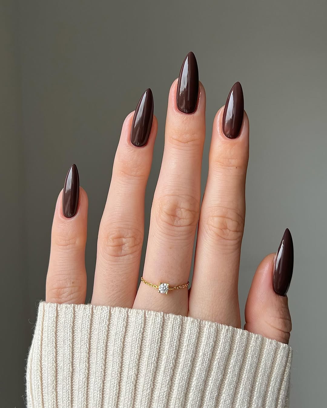 thehotblend -brown nails-brown nail ideas 1 thehotblend -brown nails-brown nail ideas 1