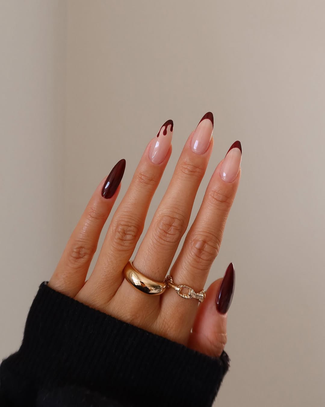 vivianmariewong - october nails - fall nails 2025
