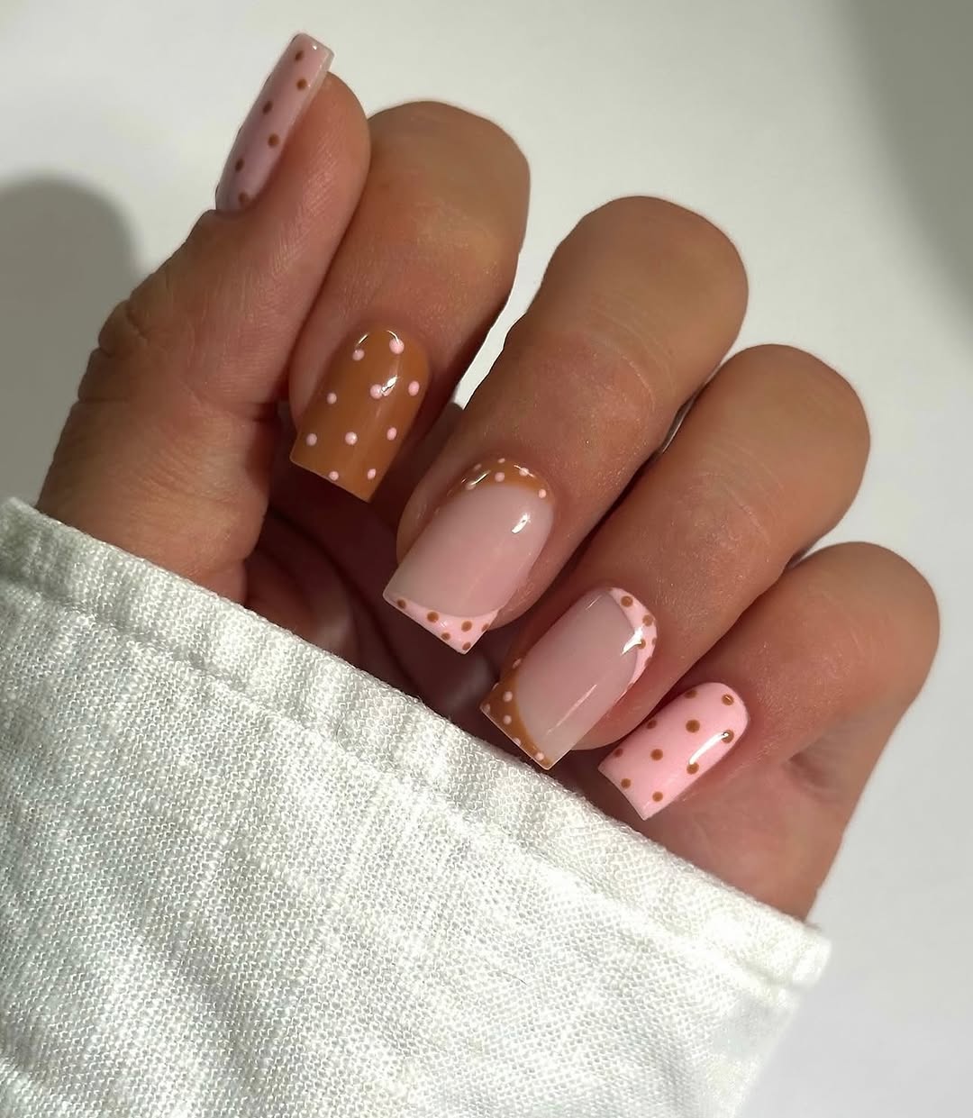 gemmapope_nailartist - polka dot nails - polka dot nail ideas