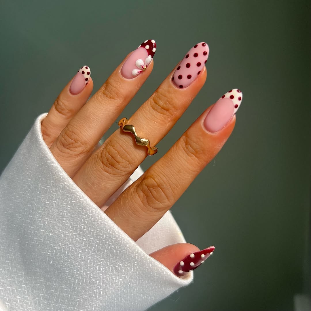 iolapallade_beauty - polka dot nails - polka dot nail ideas