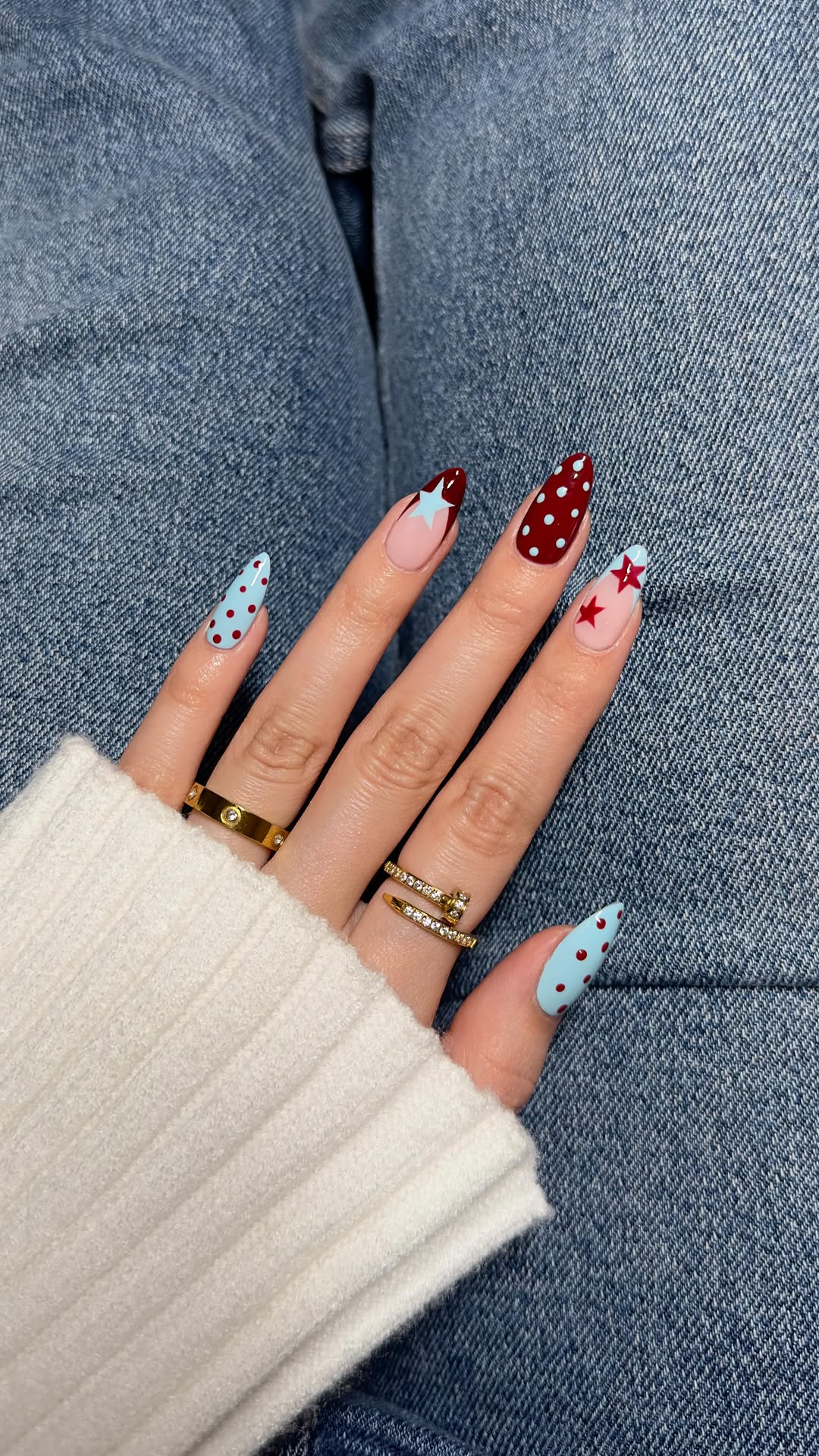 jesslizs - polka dot nails - polka dot nail ideas