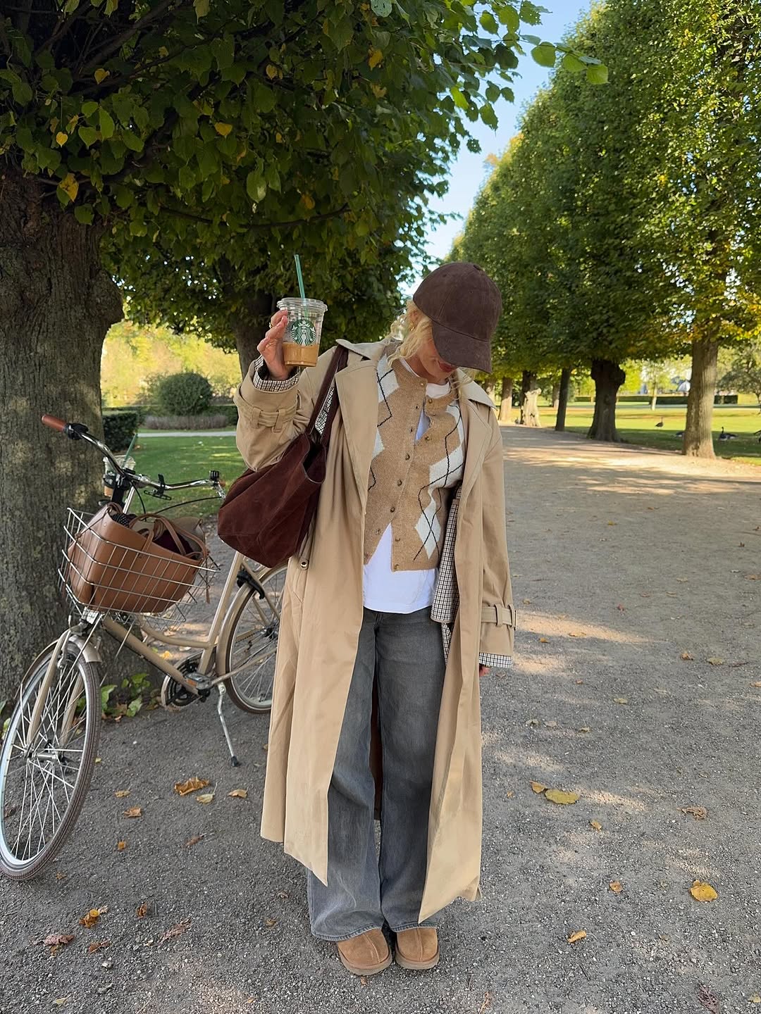 mathildenauta - Argyle Sweater Outfit - Argyle Knits Trend Fall 2025 mathildenauta - Argyle Sweater Outfit - Argyle Knits Trend Fall 2025