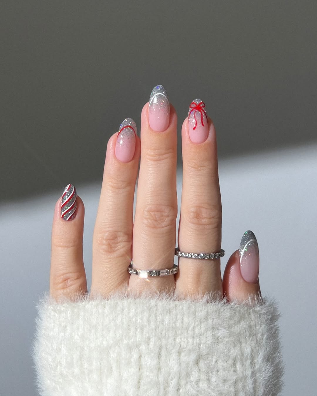heygreatnails - french tip winter nails