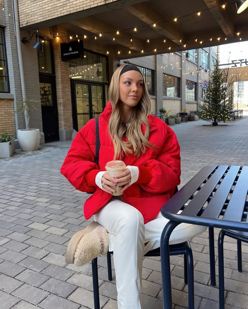 hunterdestin - casual chic everyday christmas outfit ideas