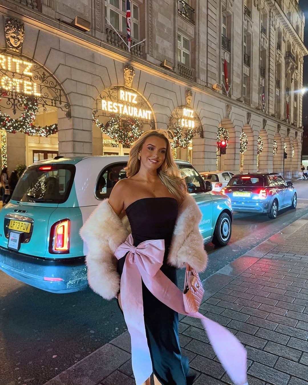 chlce - christmas party outfits - holiday party outfits