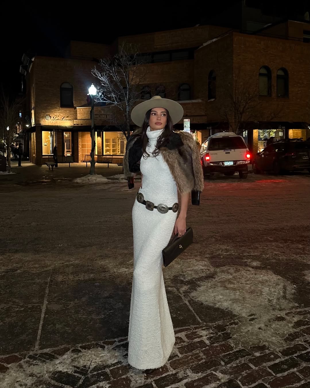 kelseymerritt - winter winery outfits