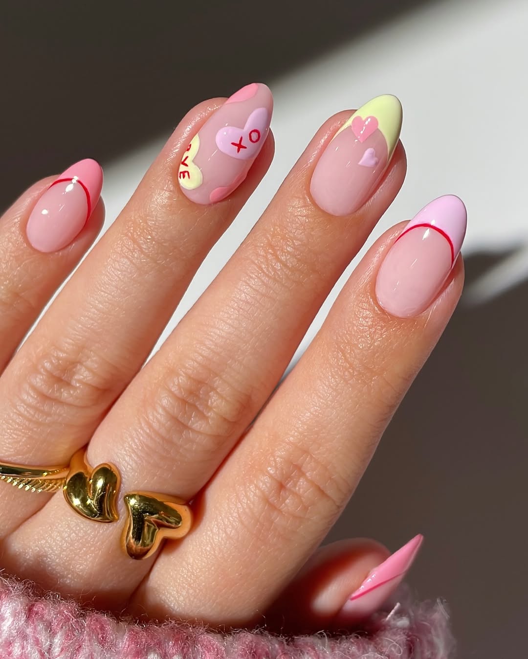simlynail - valentines nails 2026 - valentines nail ideas (12)