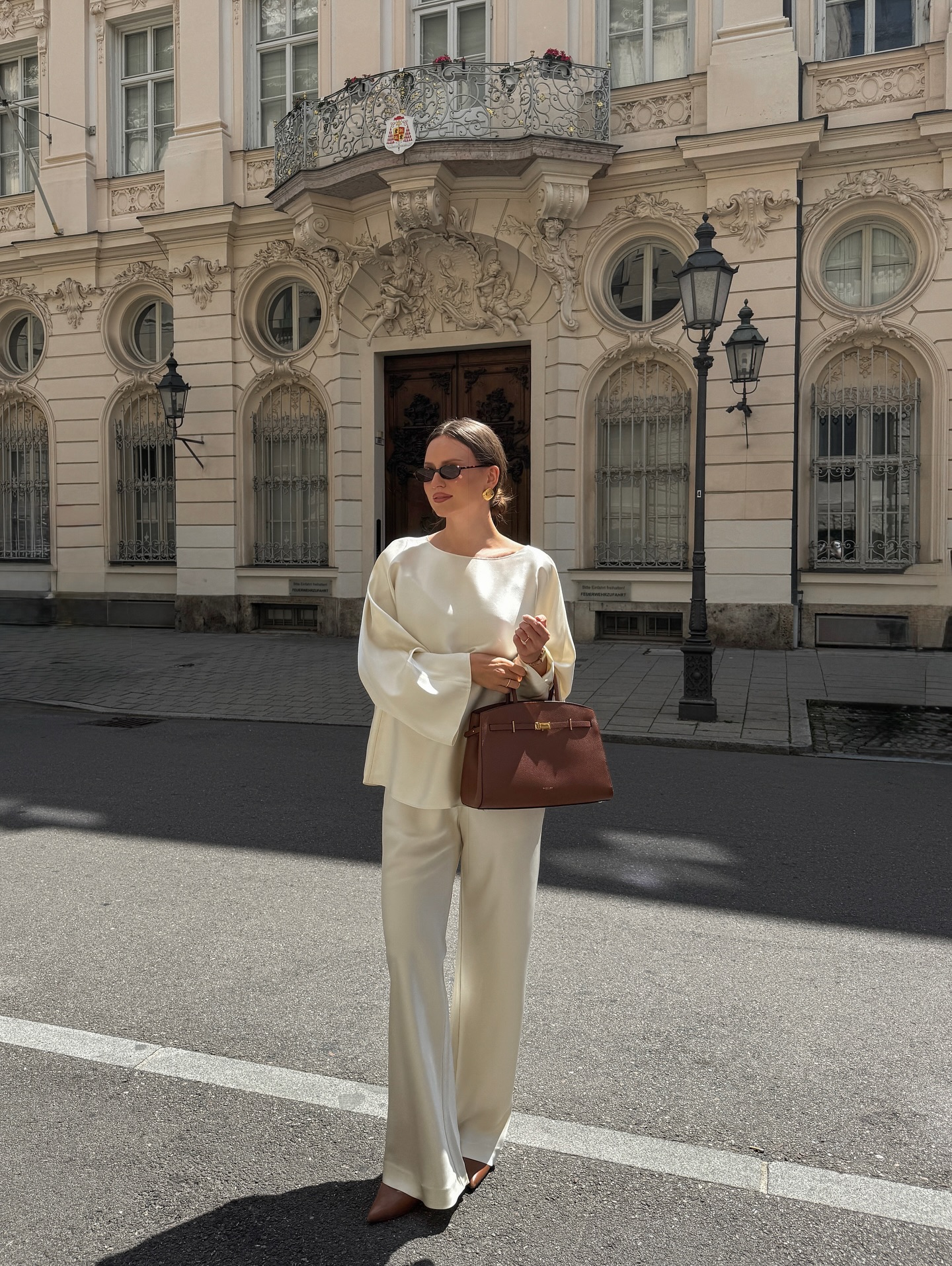 livia_auer - old money spring outfits - old money spring outfit ideas - old money outfits (18)