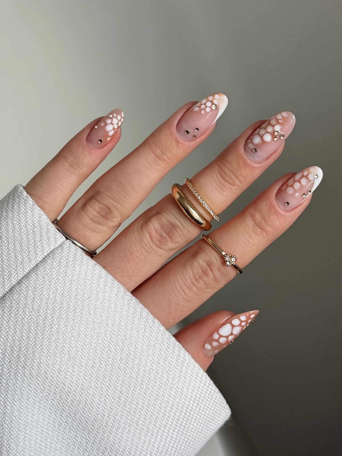 anna_naillounge - fawn nails - bambi nail trend anna_naillounge - fawn nails - bambi nail trend