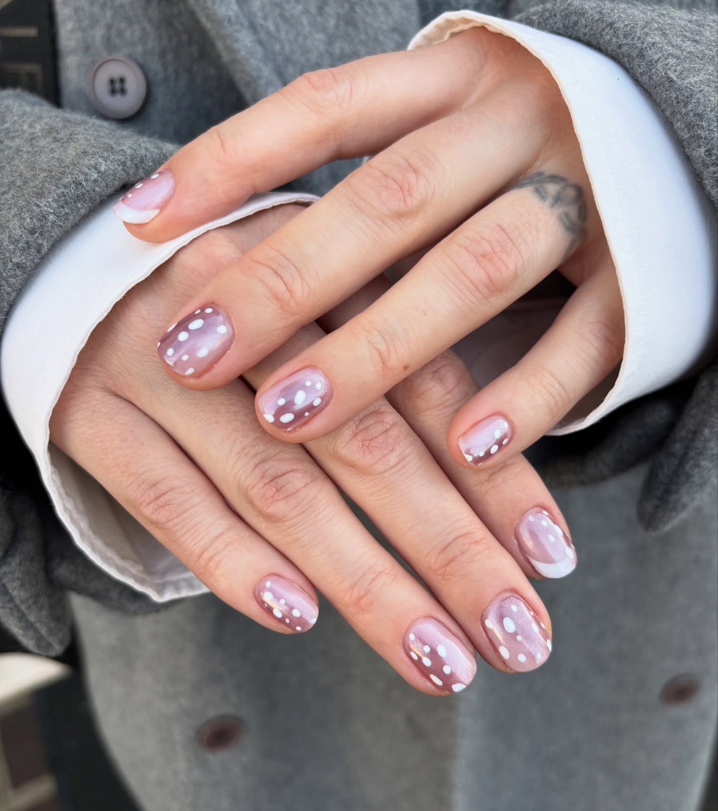 queencontenails - fawn nails - bambi nail trend queencontenails - fawn nails - bambi nail trend