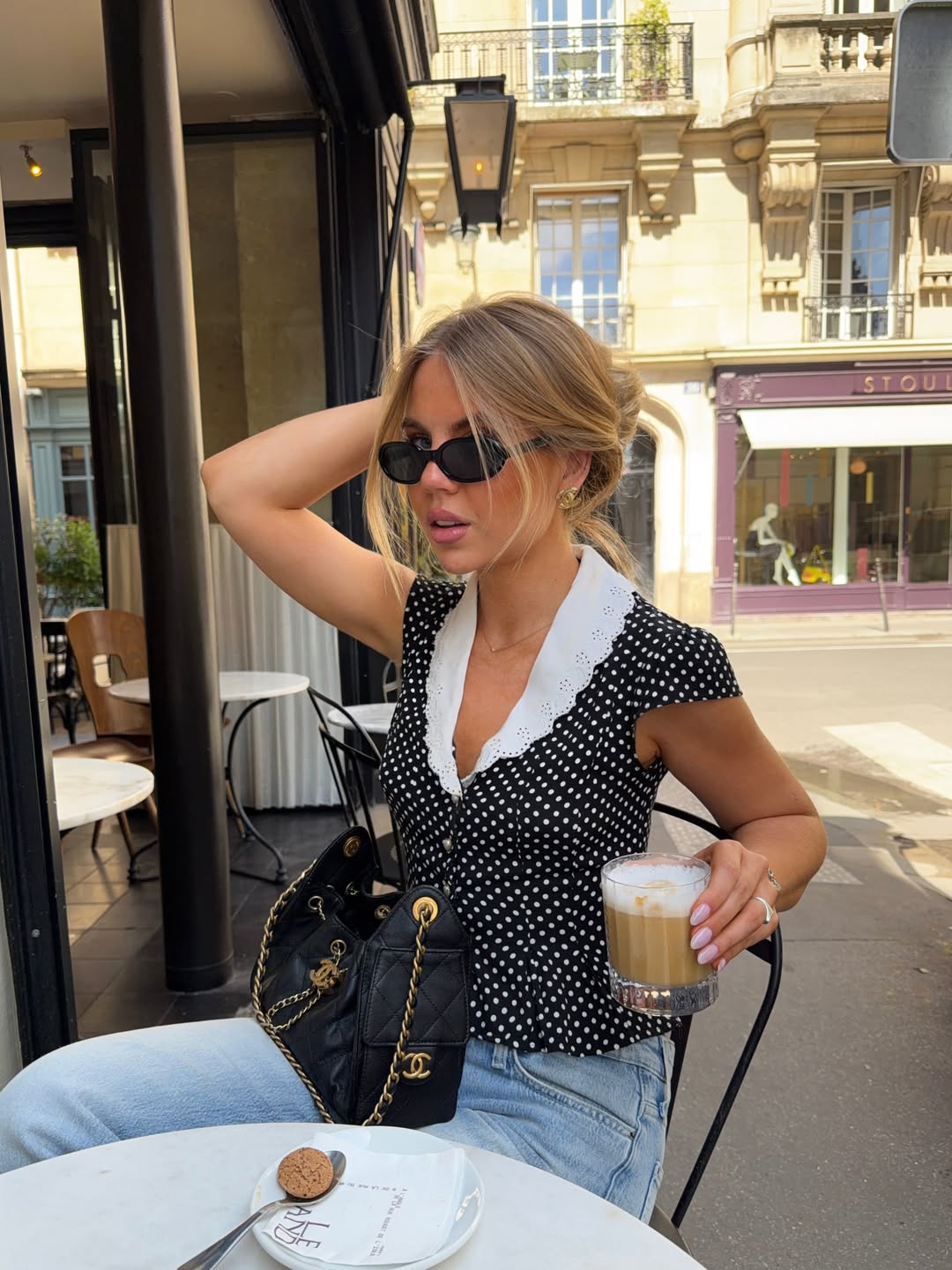 ameliekaufeisen - summer paris outfits - paris outfits summer - french summer style - french girl summer