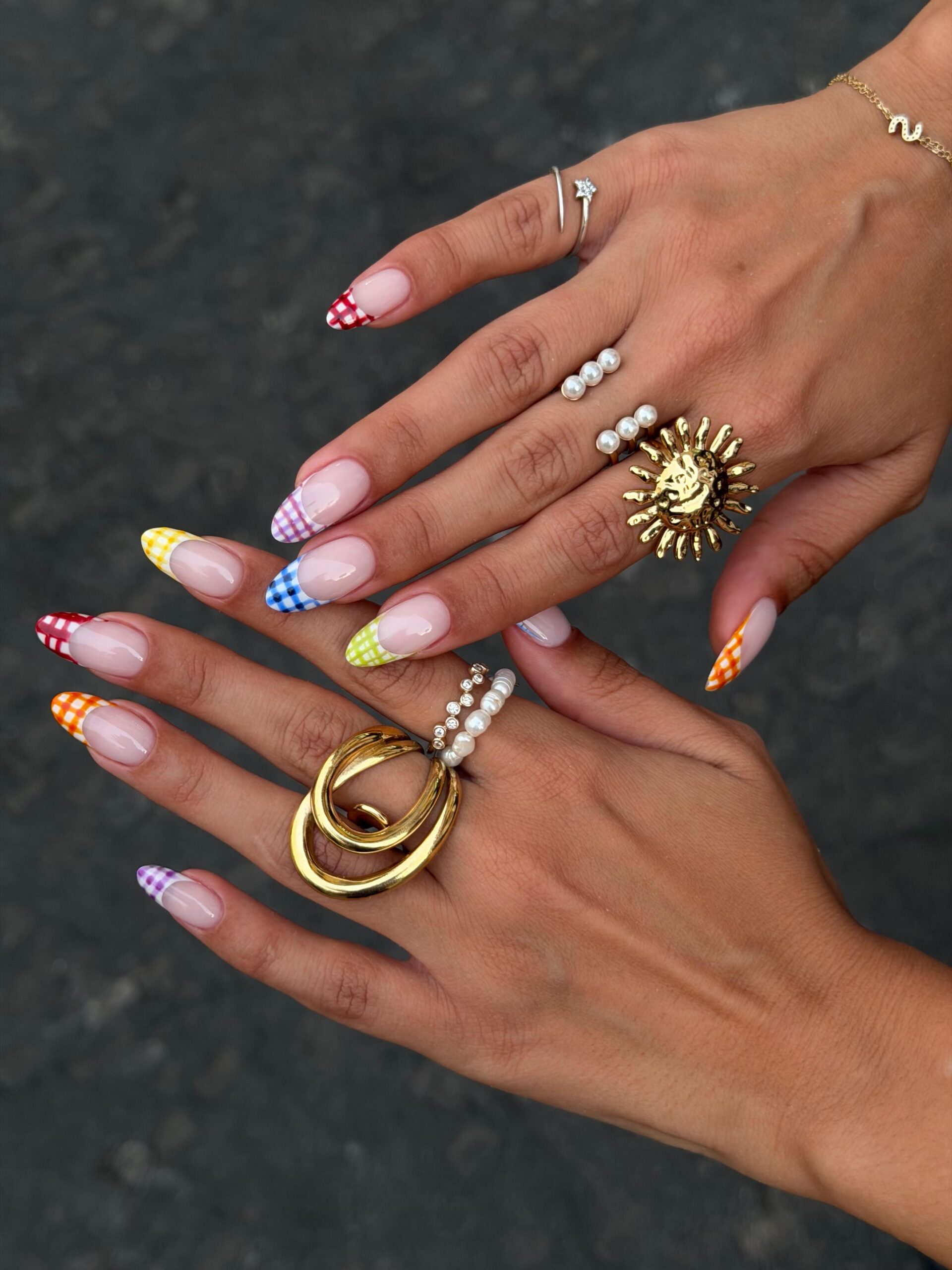 chummy.nails - july nails - july nail ideas - july nail designs - summer nails 2026