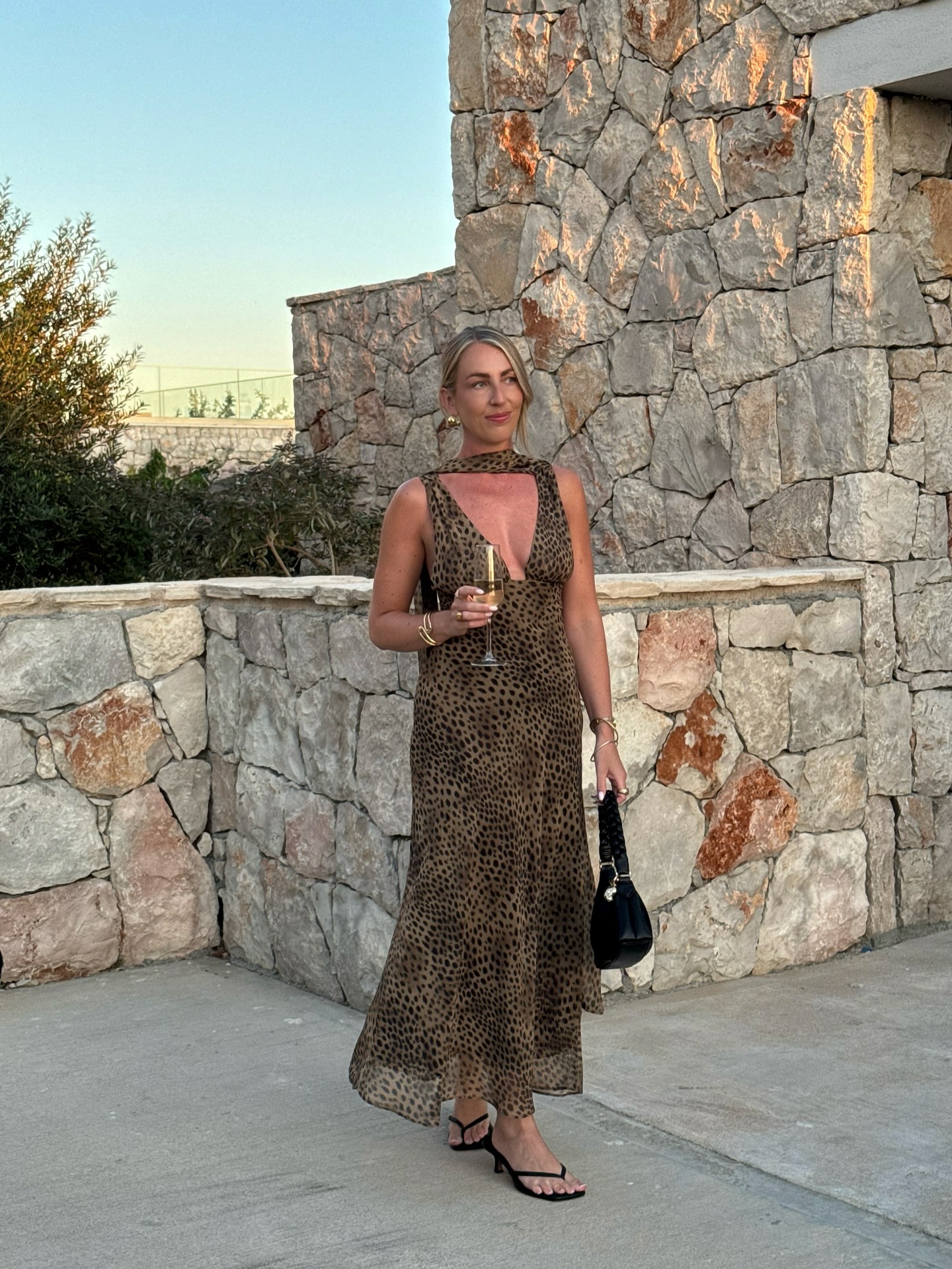 _katiepeake - summer date night outfits - date night outfit ideas - summer date outfits