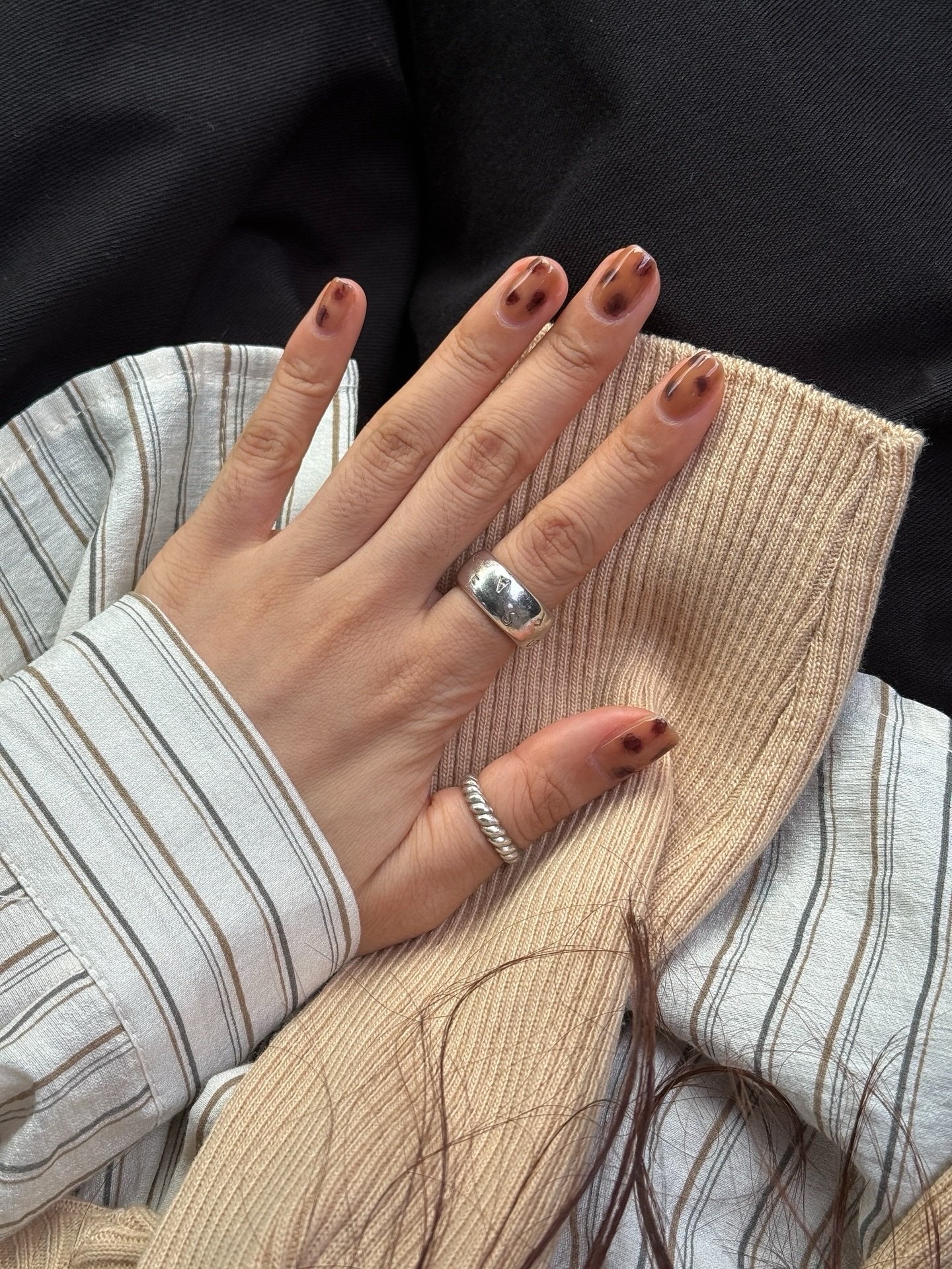 ahke.nailstudio - tortoiseshell nails - tortoiseshell nail designs - tortoiseshell nail ideas