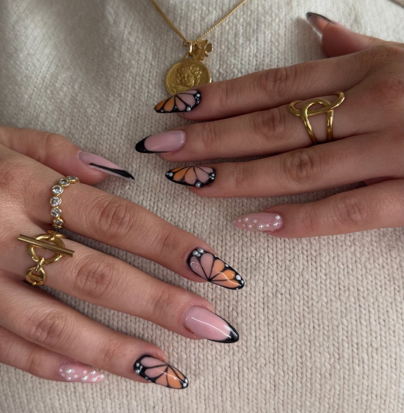 baya_aesthetic - september nails - september nail ideas - fall nails - fall nail ide