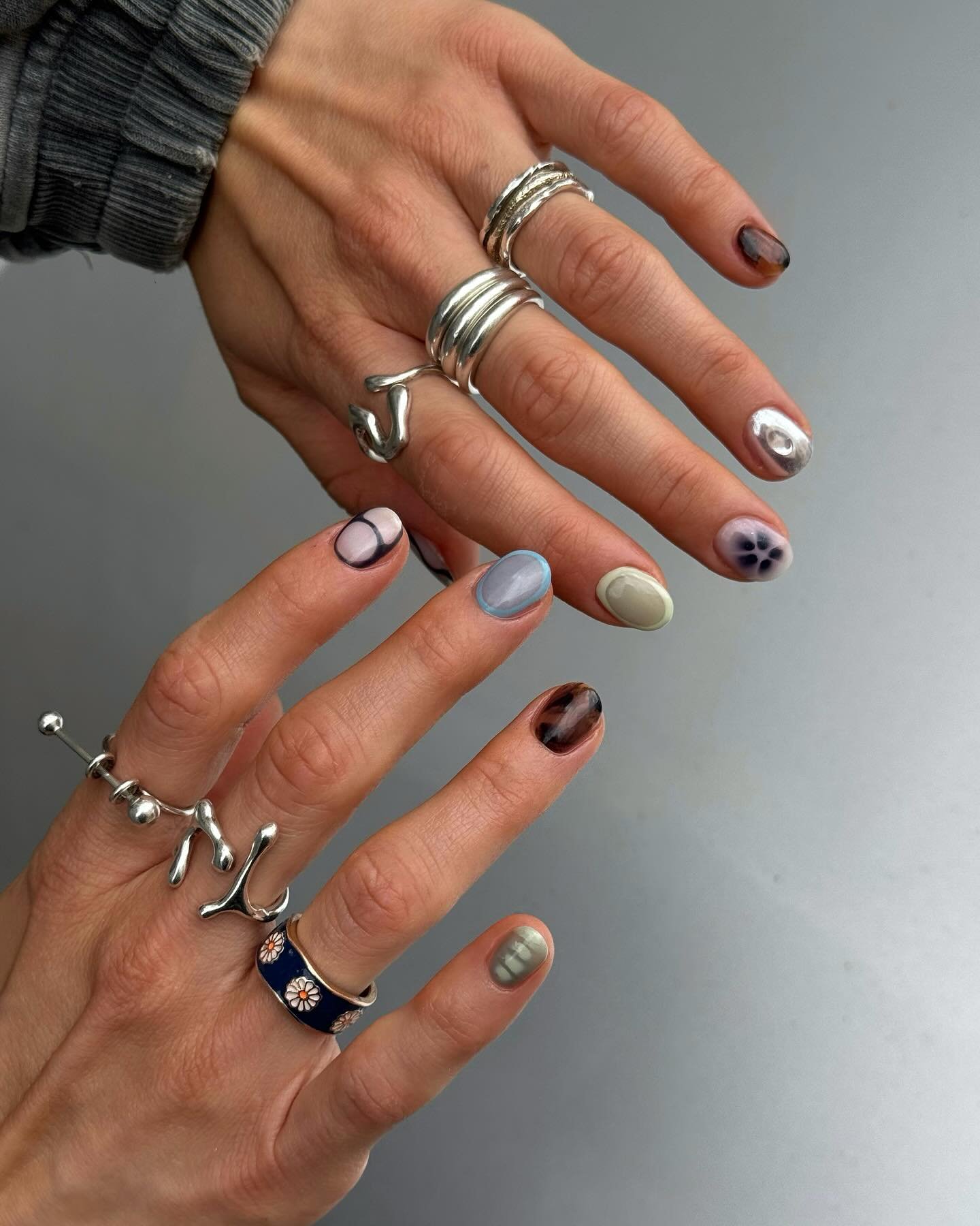chummy.nails - short fall nails - short fall nail ideas - fall nail trends 2026