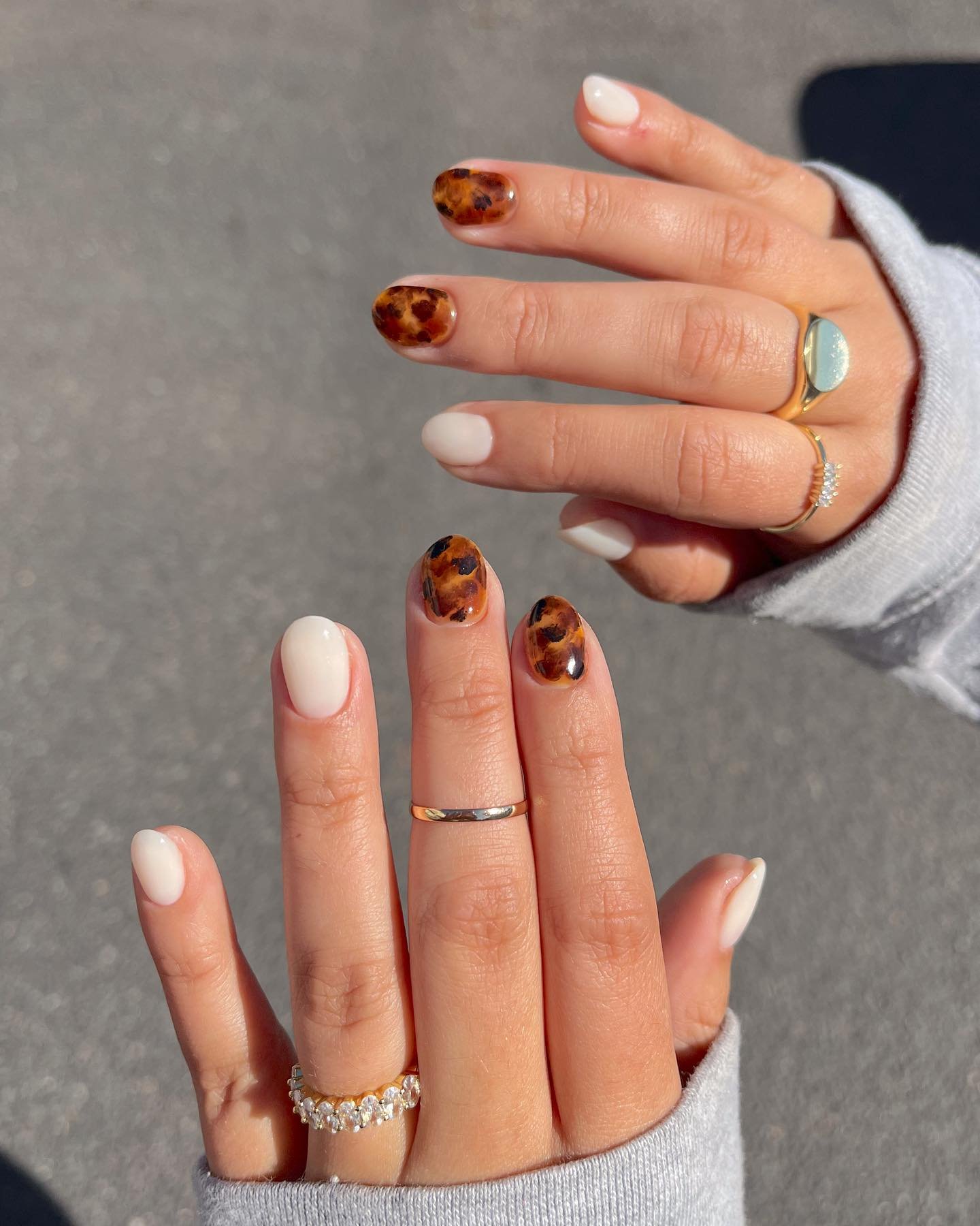 karin.nailedit - short fall nails - short fall nail ideas - fall nail trends 2026