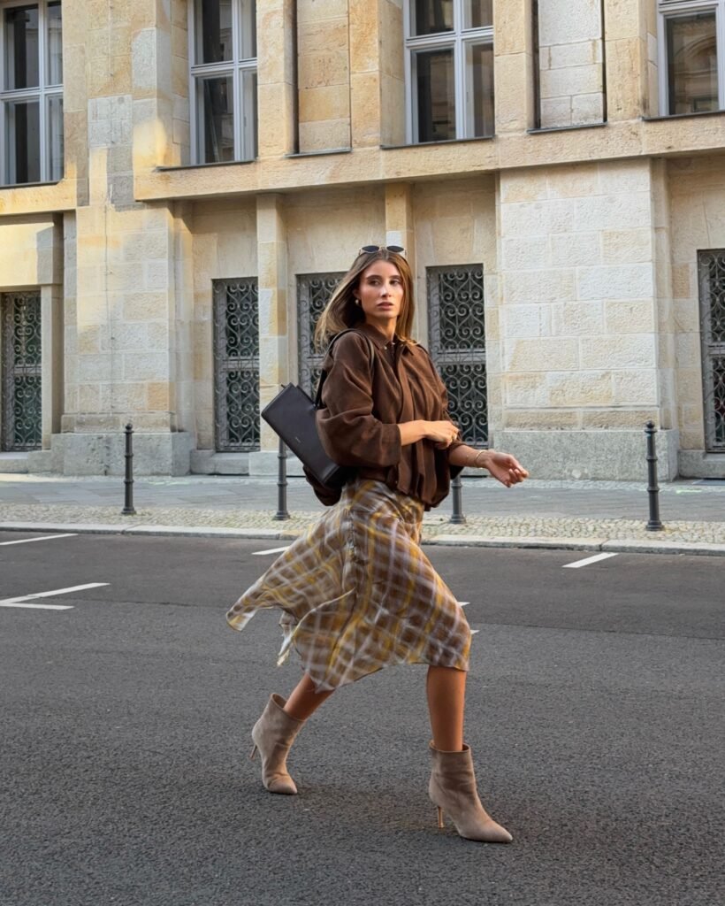 lisamottl - Fall skirt outfits - skirt outfits - fall fashion 2026