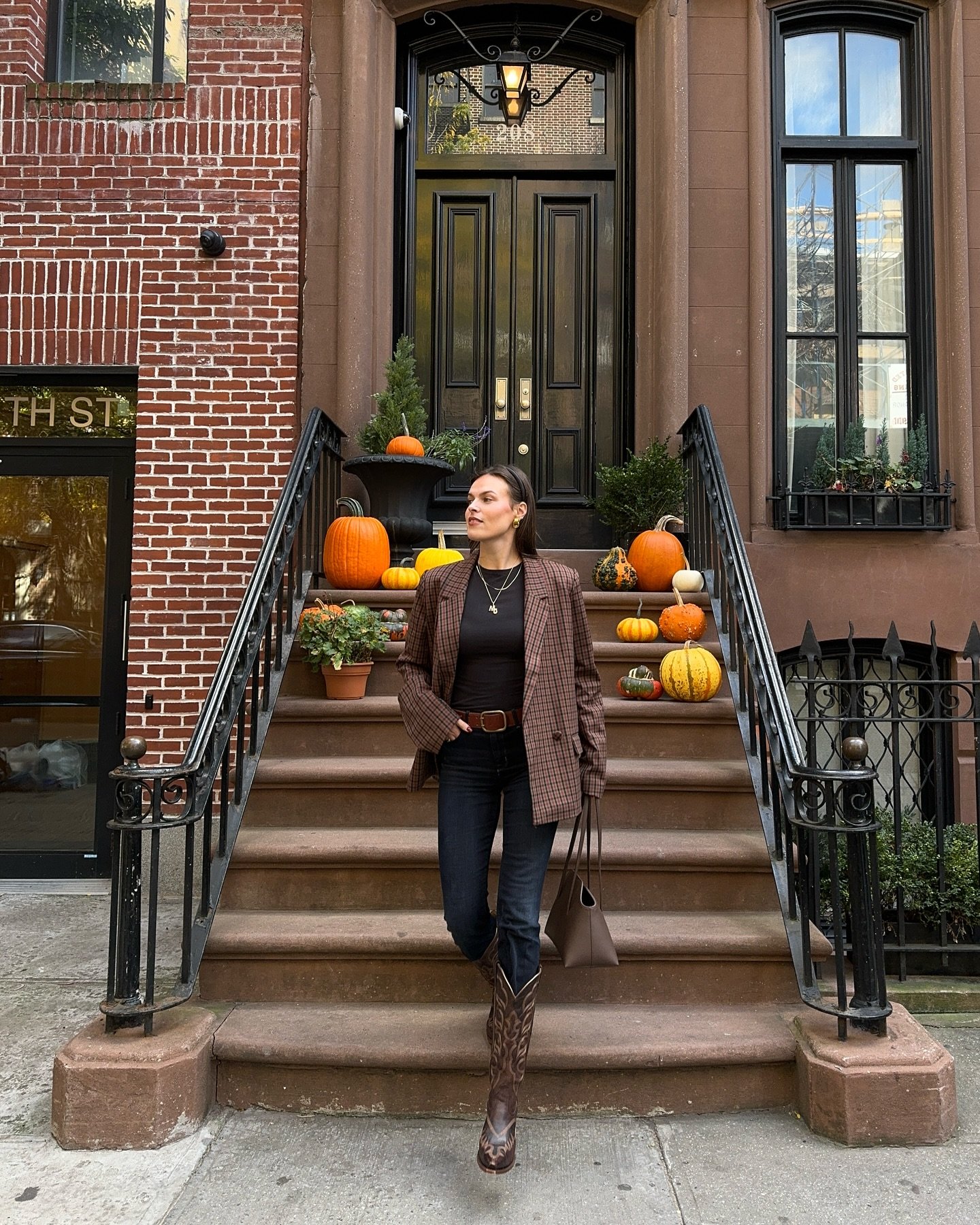 maggie_mccormack - october outfits - fall outfits - fall fashion 2026