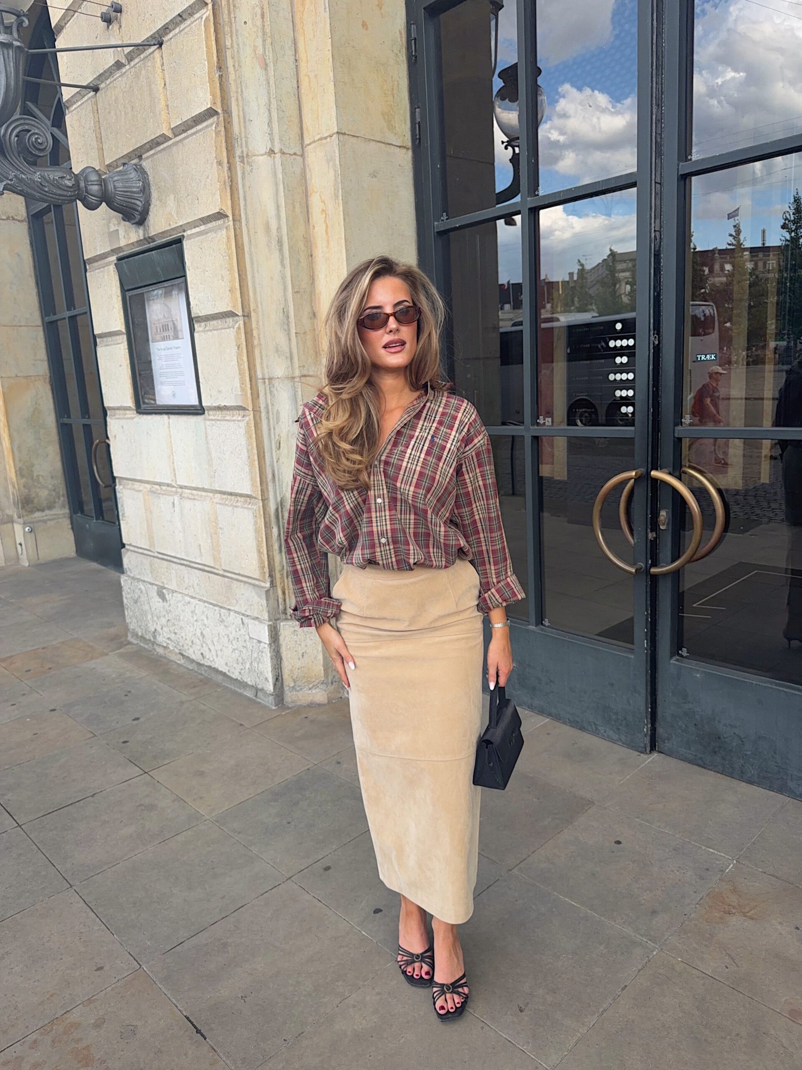 pernillevogt - pencil skirt outfits - pencil skirt fashion trend pernillevogt - pencil skirt outfits - pencil skirt fashion trend