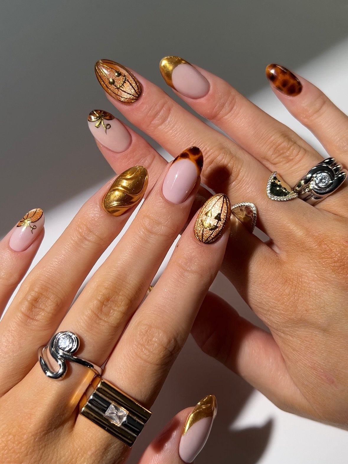 thenaillologist - halloween nails - halloween nail ideas - Halloween 202 thenaillologist - halloween nails - halloween nail ideas - Halloween 202