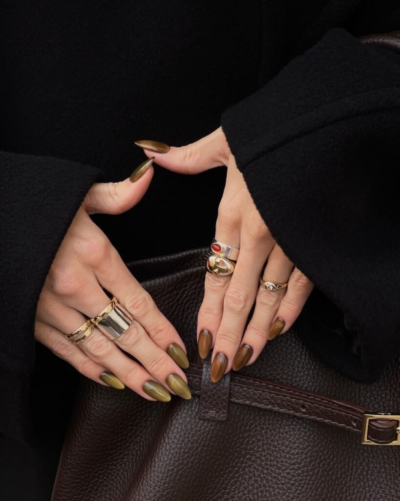 chloehayward_ - november nails - november nail ideas - fall nails - fall nail trends chloehayward_ - november nails - november nail ideas - fall nails - fall nail trends