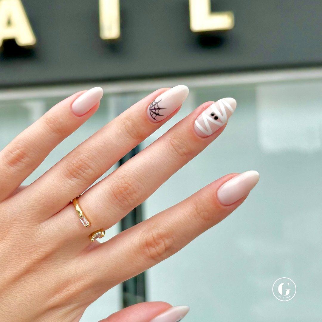 goldnailbarmty - simple halloween nails - classy halloween nails