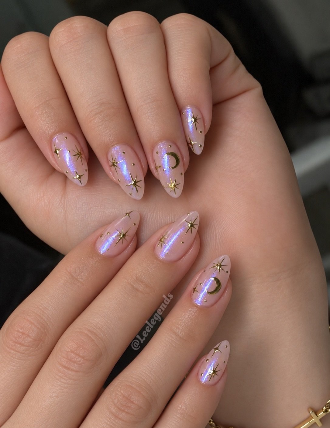 leelegends - simple halloween nails - classy halloween nails