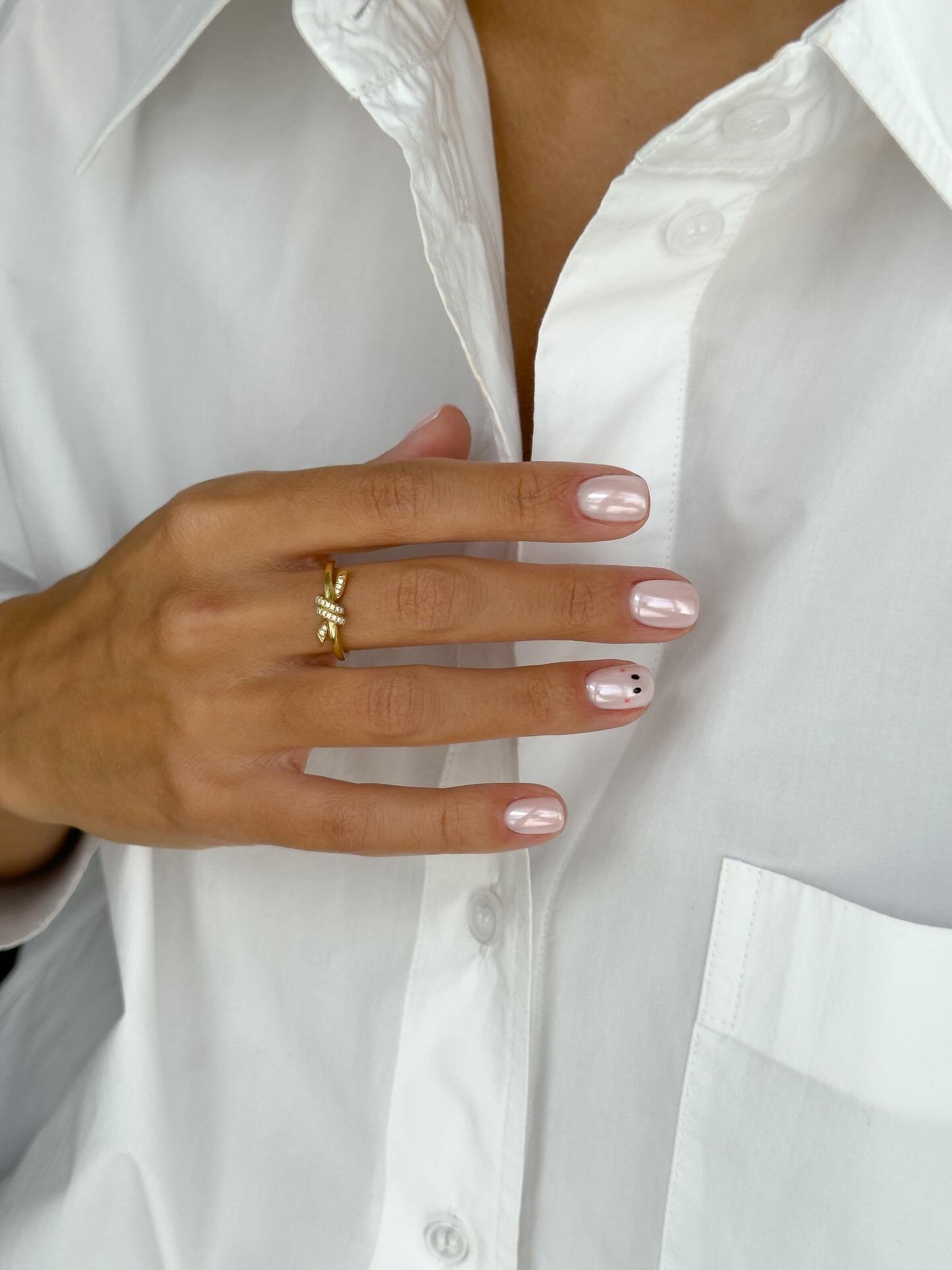 m.o.n.a.j - simple halloween nails - classy halloween nails
