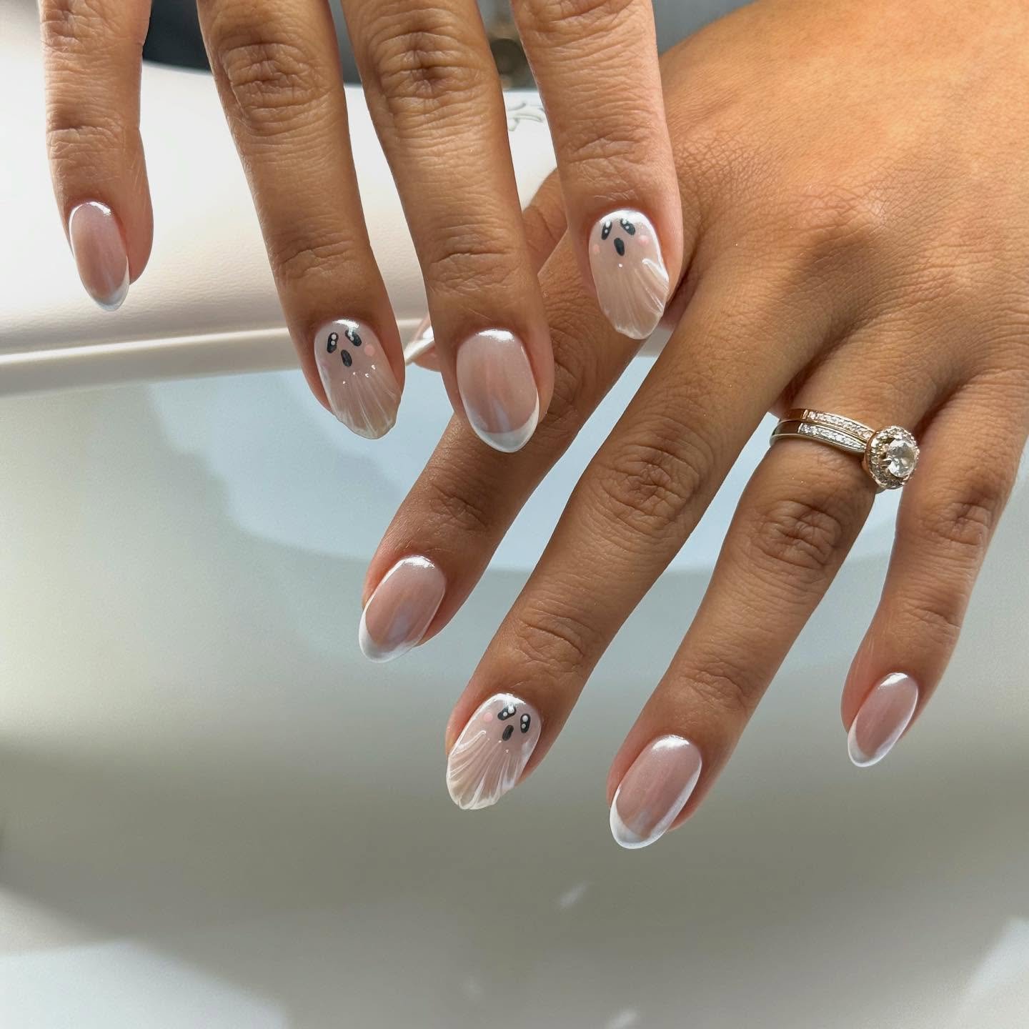 nailsby.alejandra - simple halloween nails - classy halloween nails